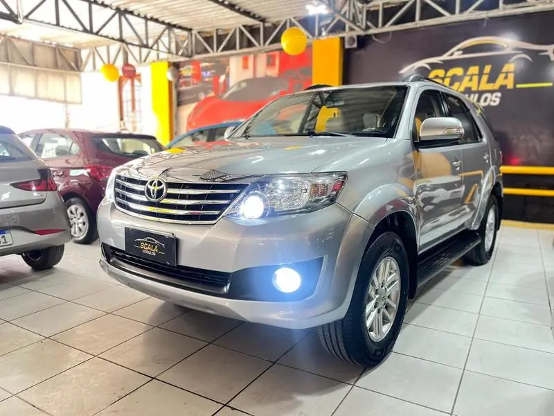 Toyota Hilux CD SR 4x2 2.7 16V/2.7 Flex Aut. 2015