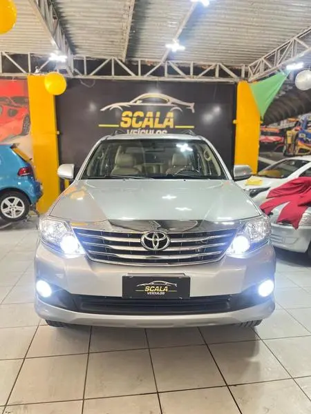 Toyota Hilux CD SR 4x2 2.7 16V/2.7 Flex Aut. 2015, foto 2
