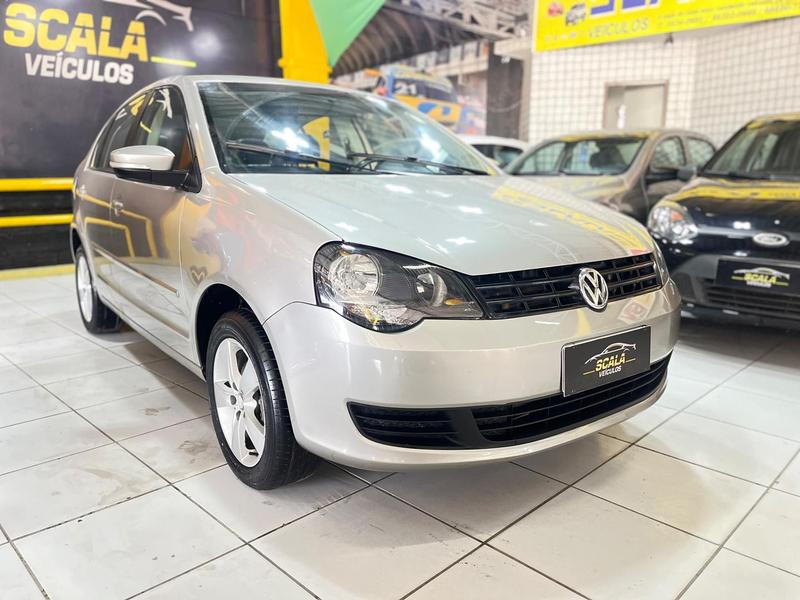 VW - VolksWagen Polo Sed. COMFORT. 1.6 Mi Tot. Flex 8v 2014