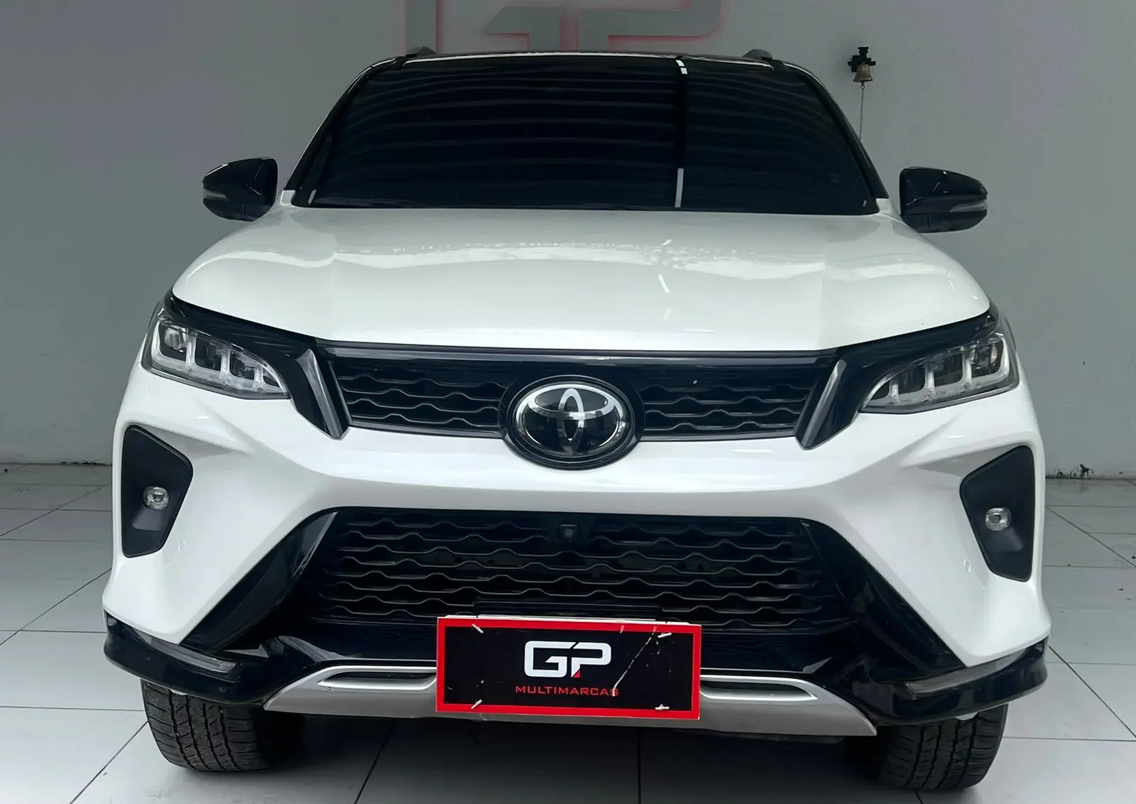 Toyota Hilux SW4 Diamond 2.8 TB 4x4 Die. Aut. Hilux Sw4 Diamond 2.8 Tb 4x4 Die. Aut. 2022, foto 1