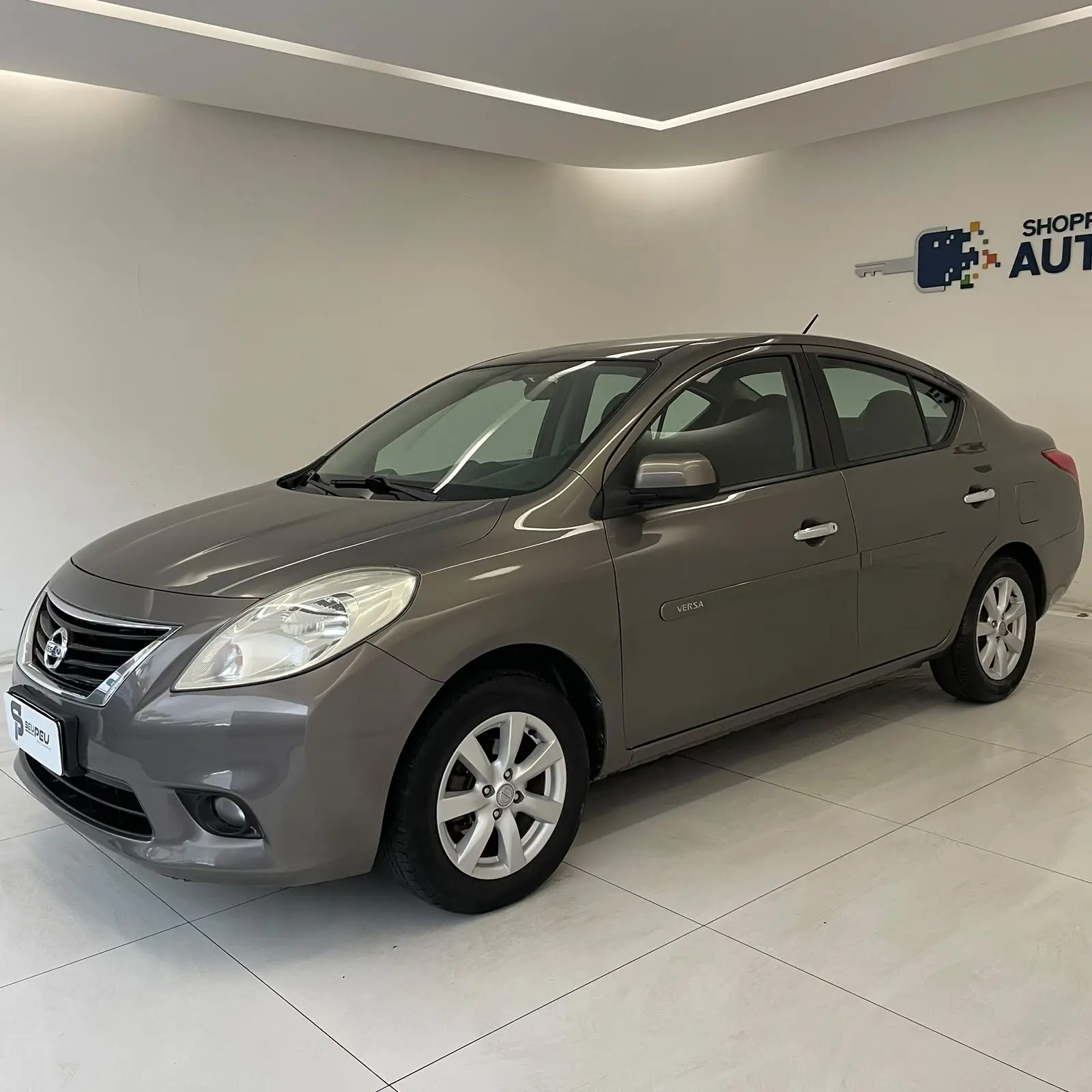 NISSAN VERSA 1.6 SL 16VFLEX 4P 2013, foto 1