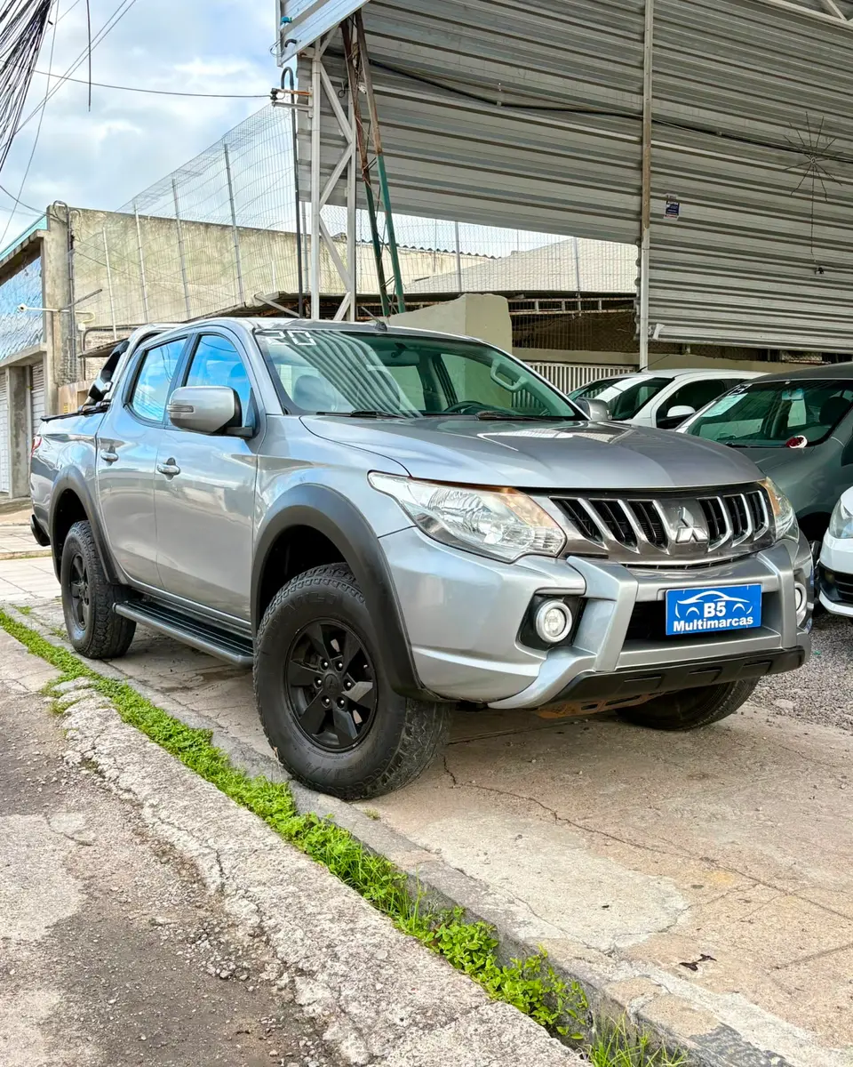 Mitsubishi L200 Triton Sport HPE 2.4 CD Diesel Aut. Triton Sport HPE 4x4 2020