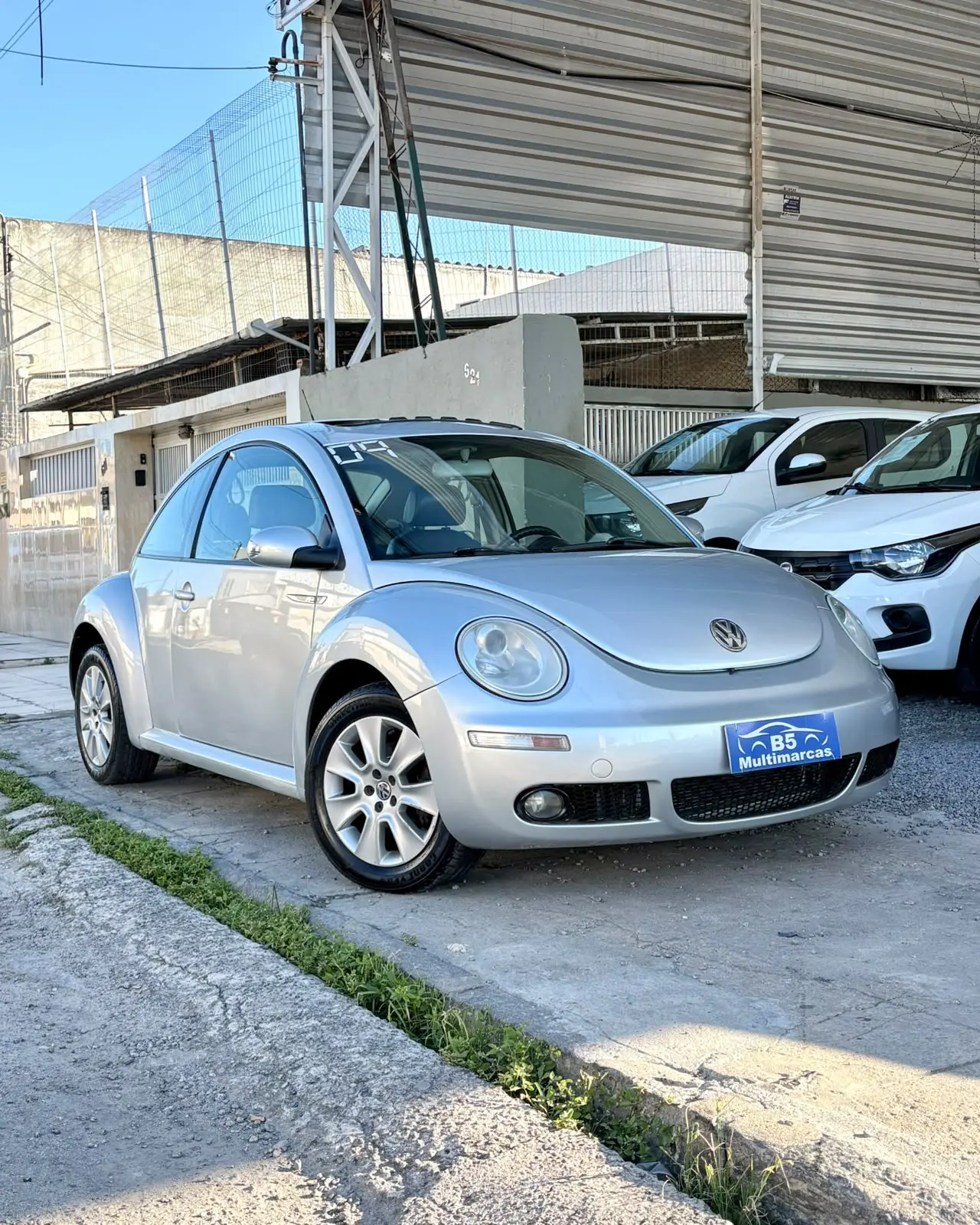 VW - VolksWagen New Beetle 2.0 Mi Mec./Aut. c/ teto solar 2009, foto 1