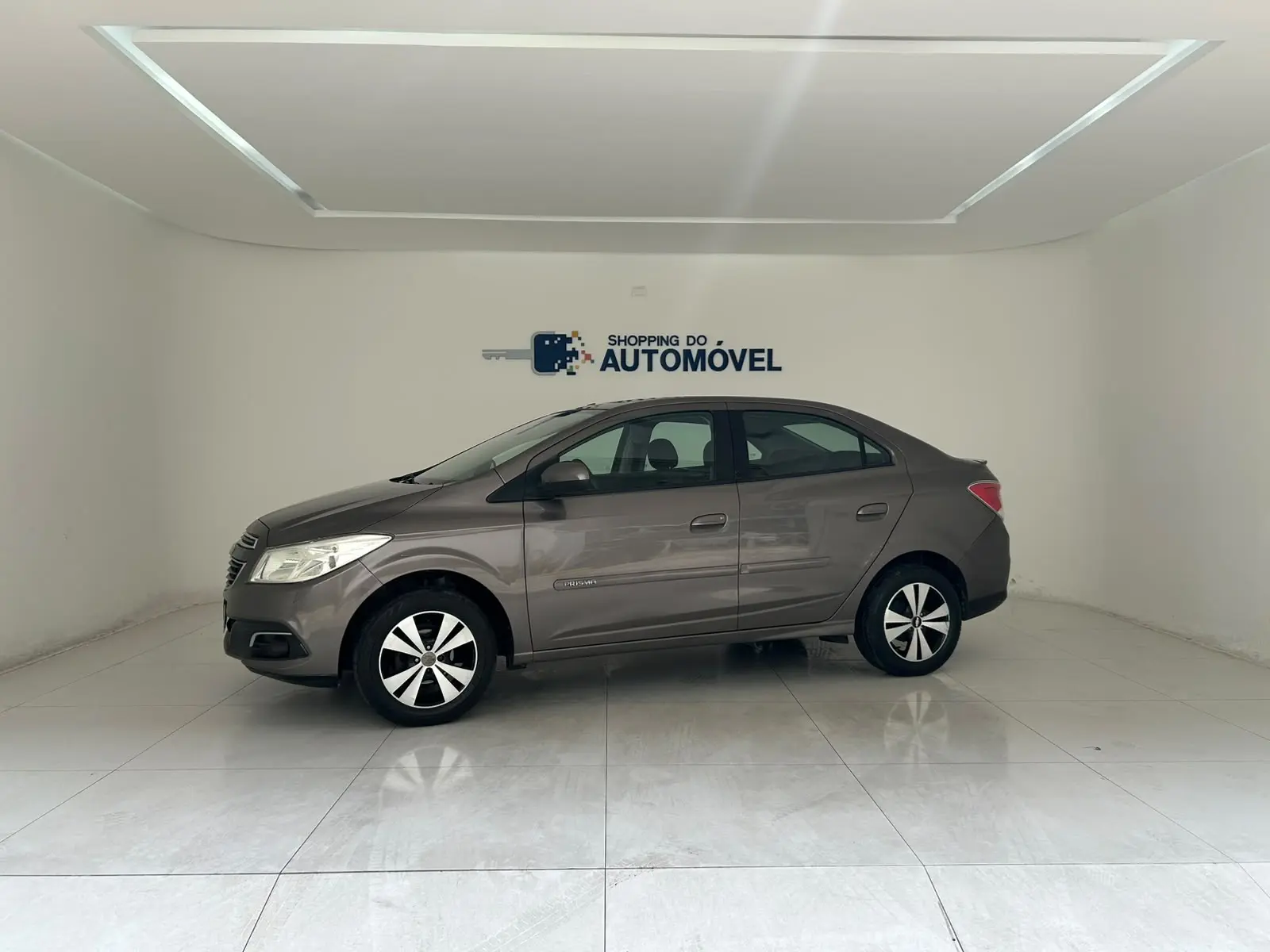GM - Chevrolet PRISMA Sed. LT 1.0 8V FlexPower 4p PRISMA Sed. LT 1.0 8V FlexPower 4p 2014, foto 1